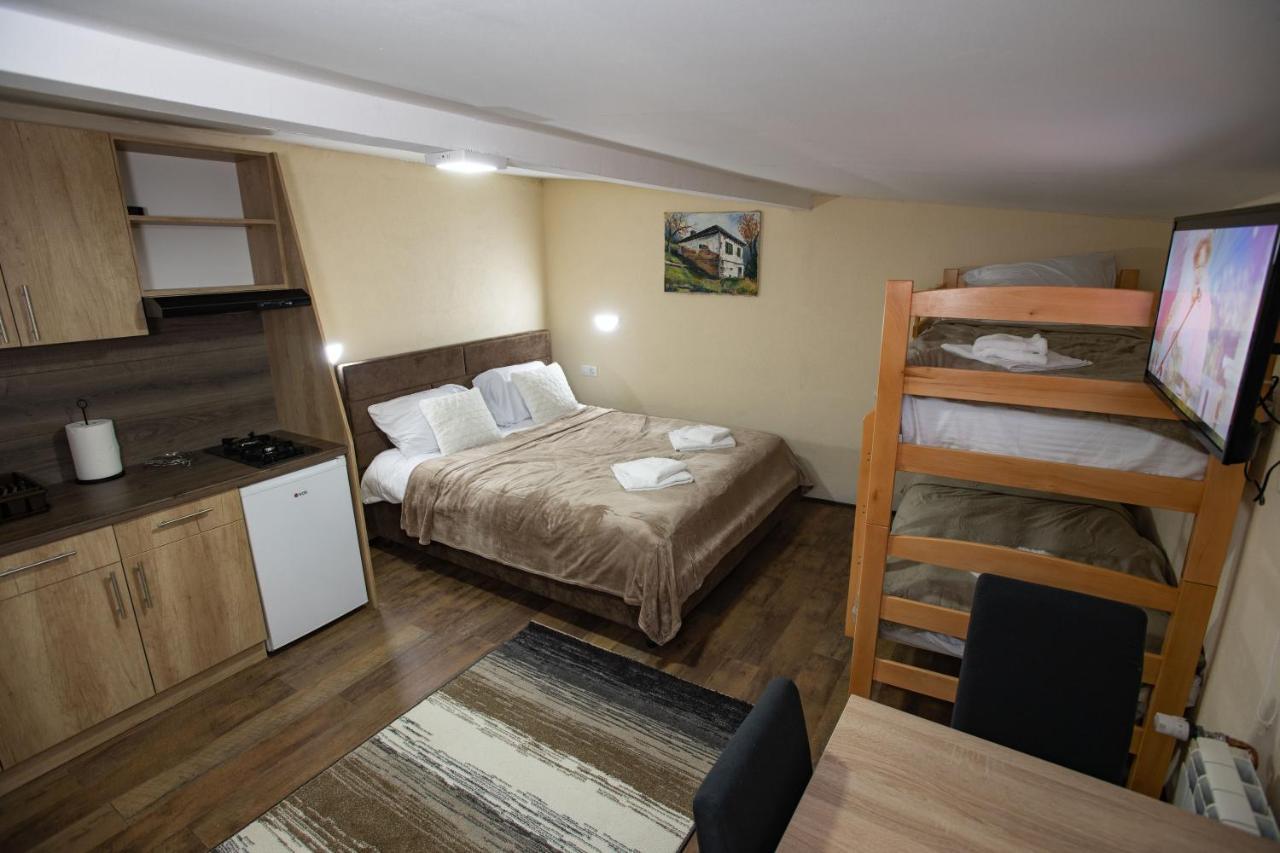 Apartmani Sp Jovanovic Crni Vrh 외부 사진