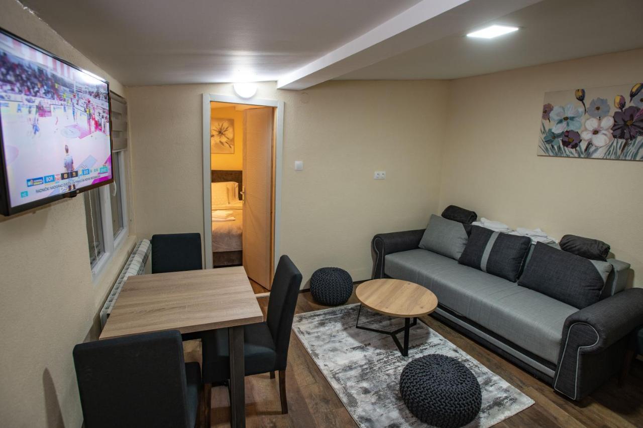 Apartmani Sp Jovanovic Crni Vrh 외부 사진