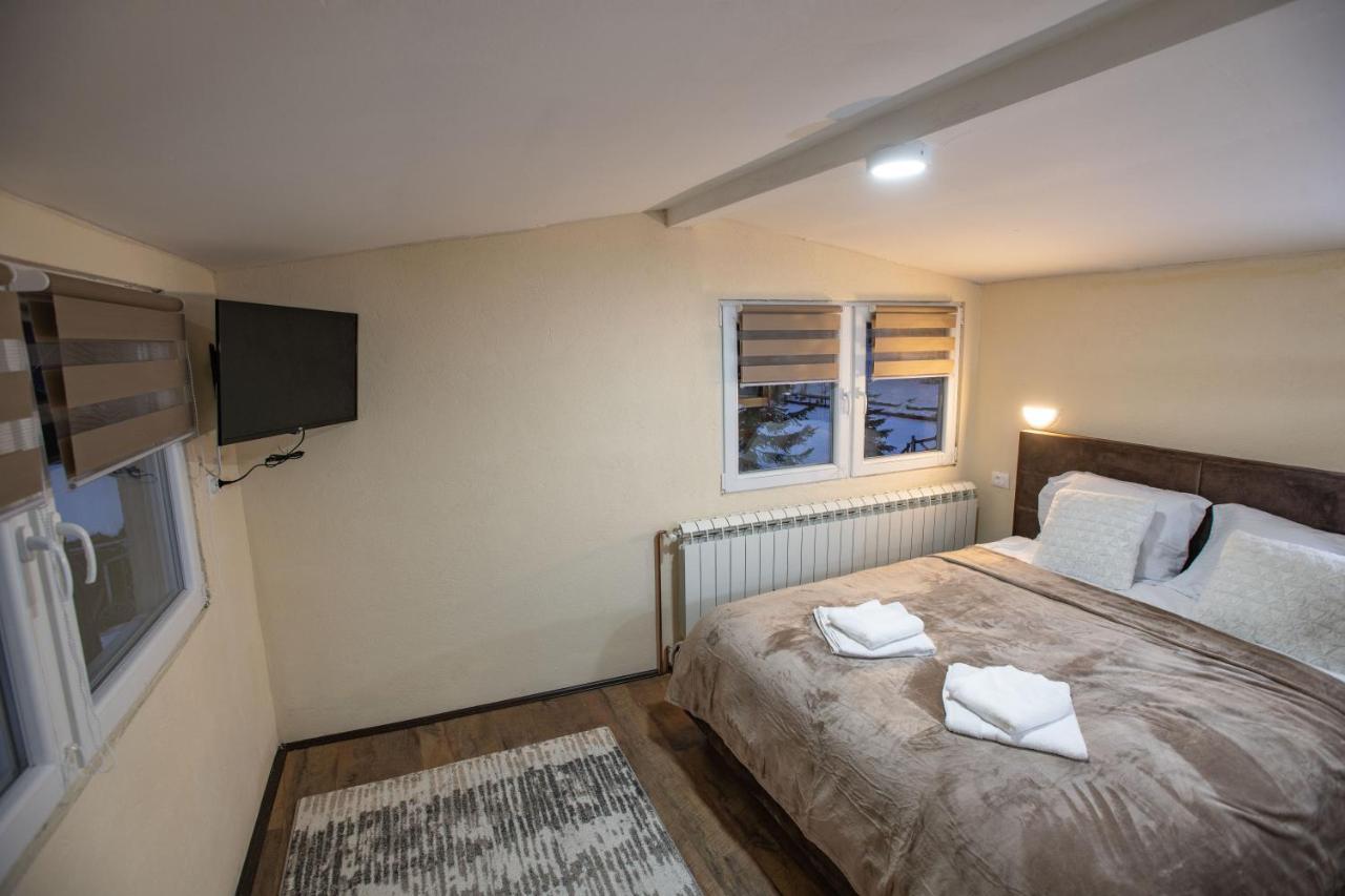 Apartmani Sp Jovanovic Crni Vrh 외부 사진